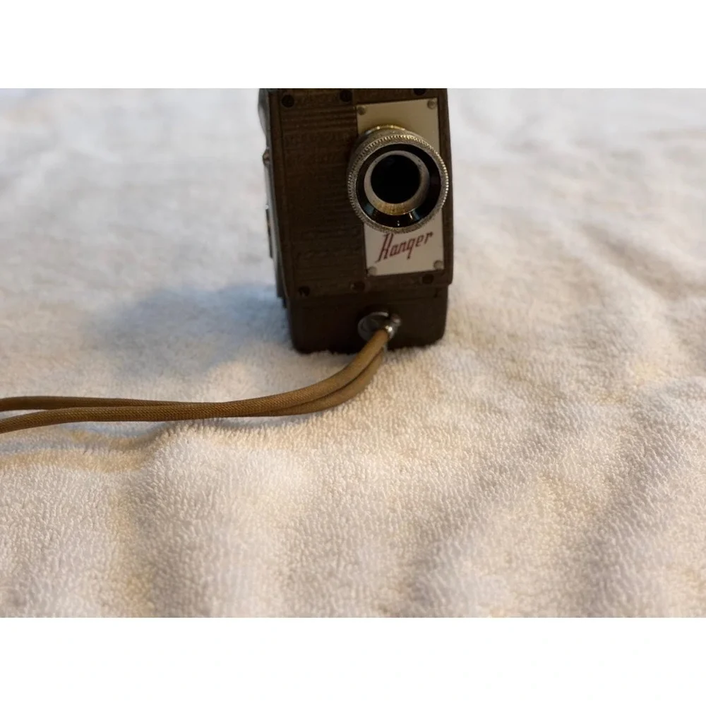 Revere Ranger Eight Model 81 Movie Camera Vintage Film‎ Camera Collectible